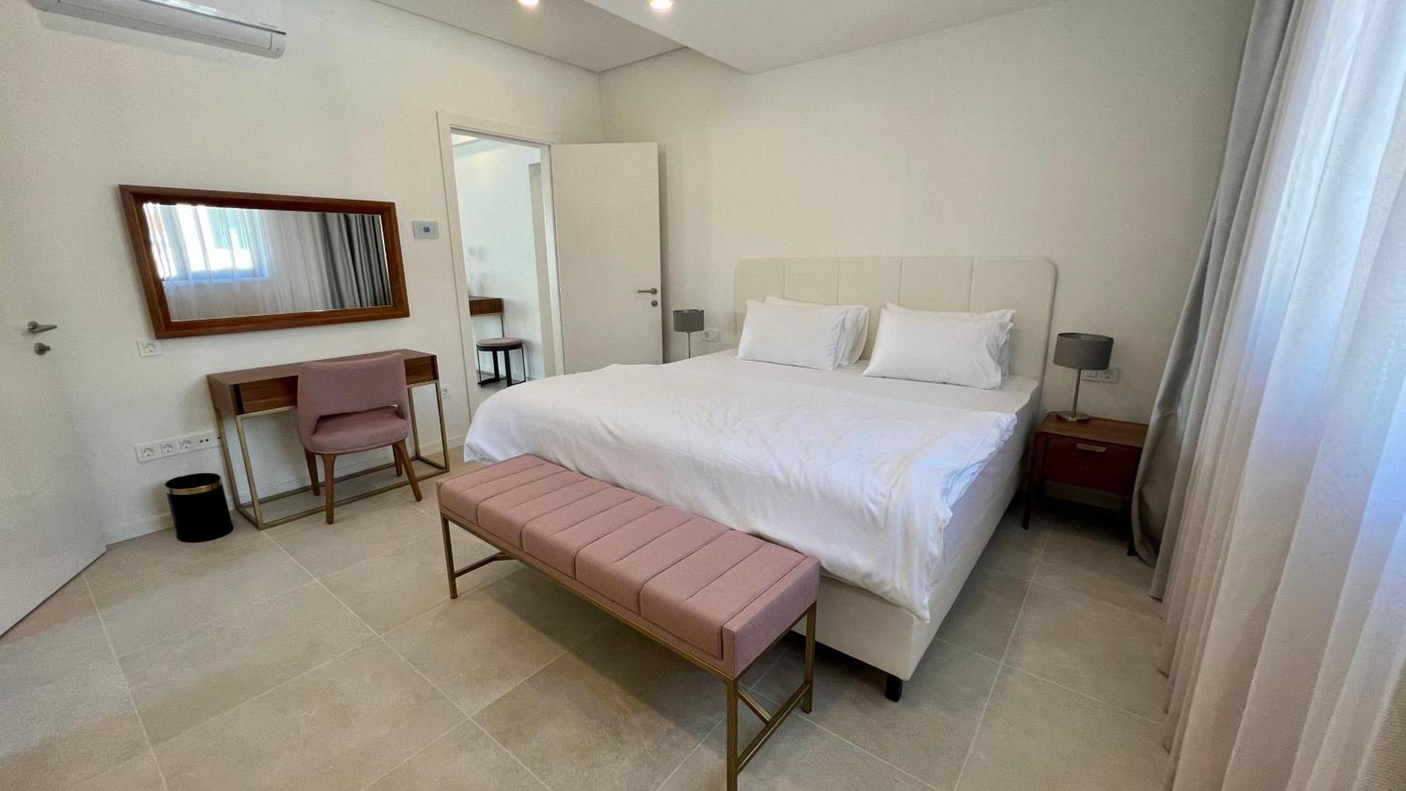Aparthotel Sunraf Luxe *