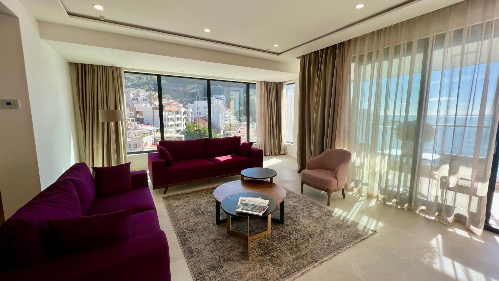 Sunraf Luxe Budva