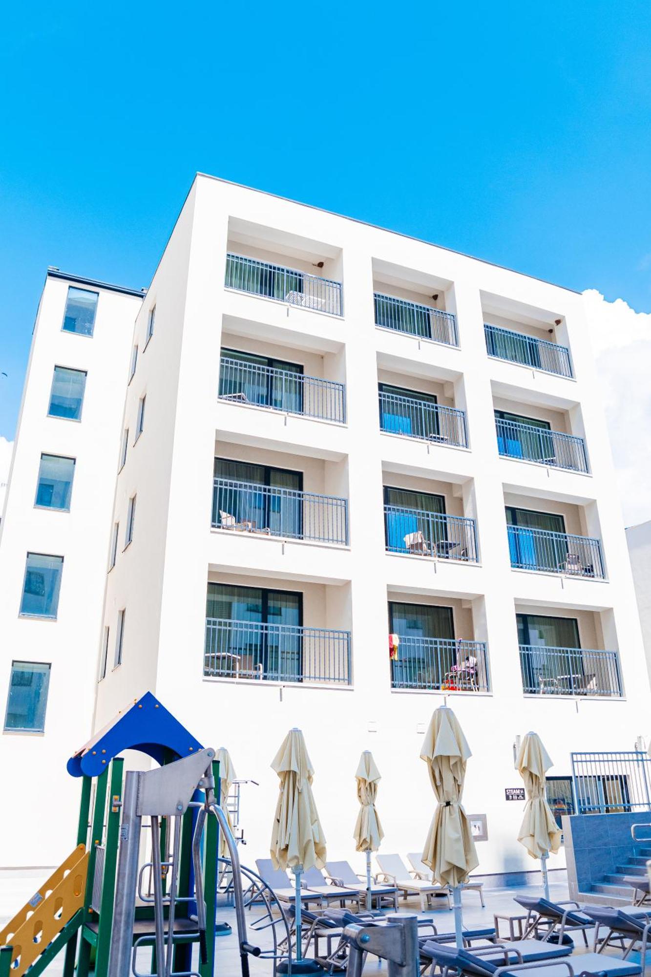Aparthotel Sunraf Luxe *