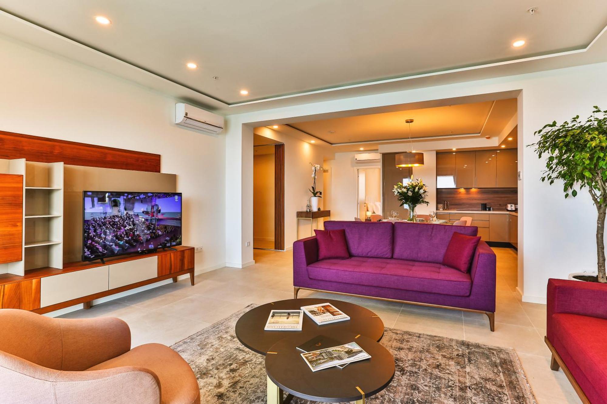 Sunraf Luxe Aparthotel