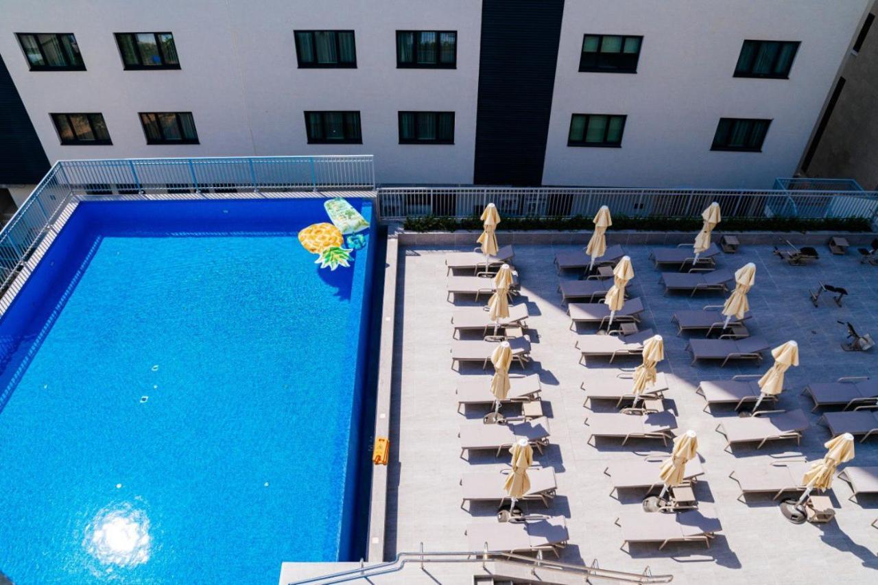 Sunraf Luxe Aparthotel *